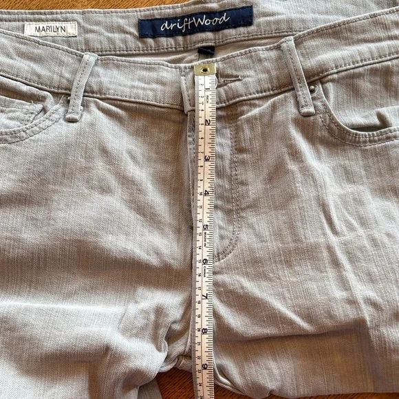 DRIFTWOOD Light Gray Women's Skinny Jeans with Floral Embroidery - Picture 9 of 10